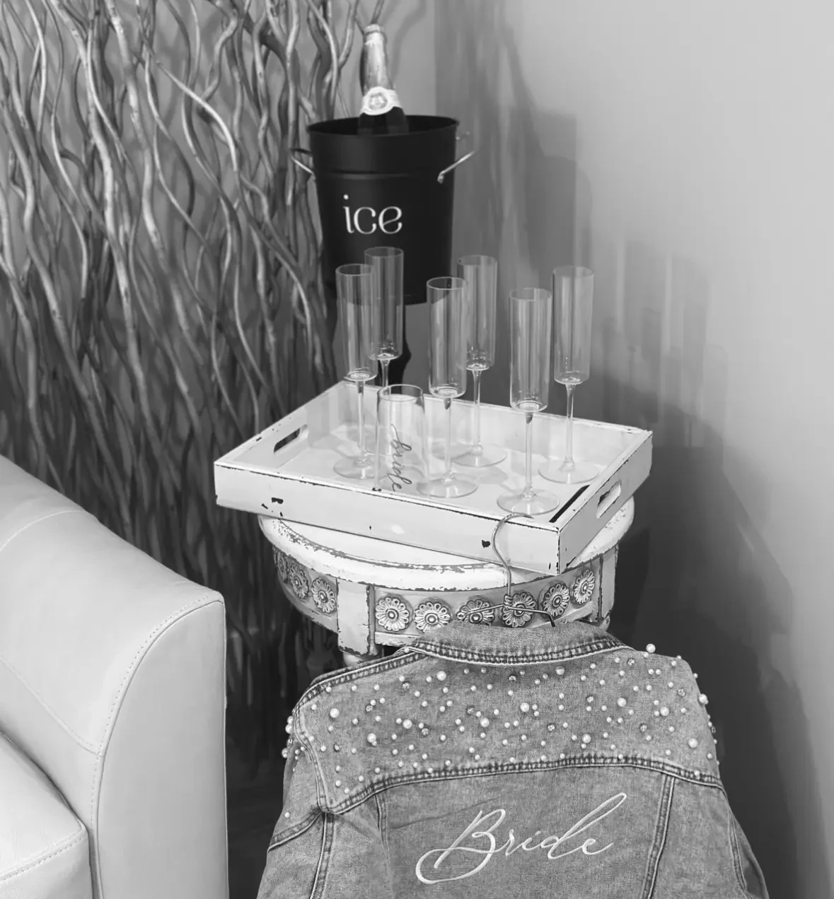 champagne glasses black and white