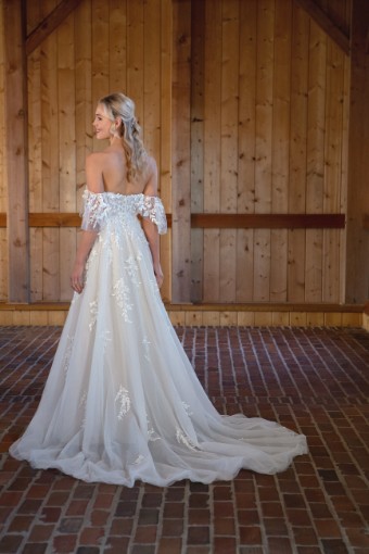 D3529 #5 (IV-BC) Ivory Lace Tulle and Regal Organza over Biscotti Gown thumbnail