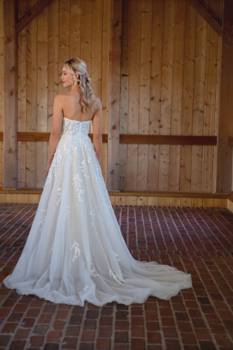 D3529 #1 (IV-BC) Ivory Lace Tulle and Regal Organza over Biscotti Gown thumbnail