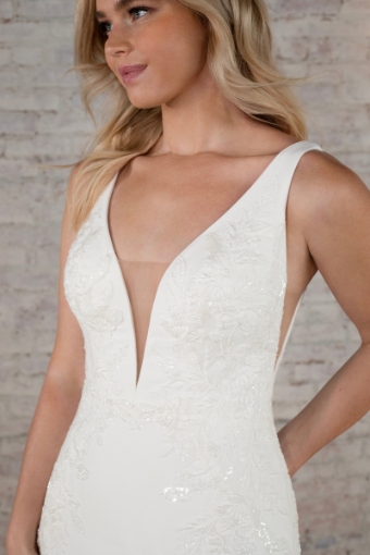 Vanessa #2 (PI-PL) Pure Ivory Gown w Porcelain Tulle Plunge thumbnail